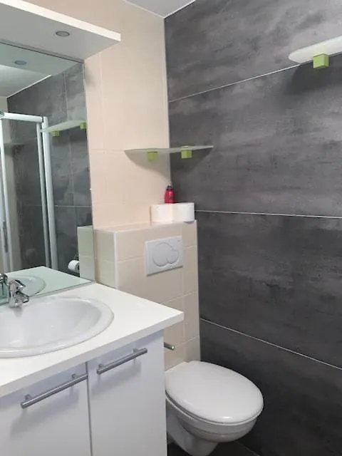 Stijlvol Appartement In Hartje Oostende Vlak Bij Het Strand En De Winkelstraat - 6P Apartment