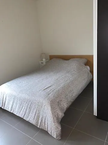 Apartment Stijlvol Appartement In Hartje Oostende Vlak Bij Het Strand En De Winkelstraat - 6P